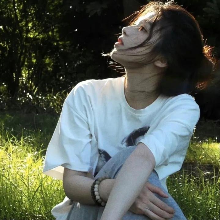 晓看南山暮看云