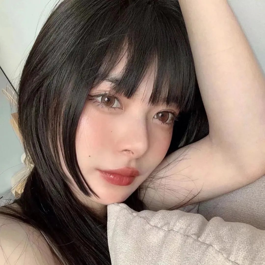女哭声